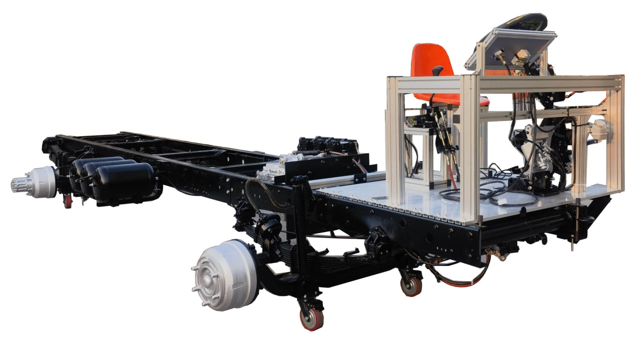 東風底盤系統(tǒng)綜合實訓臺